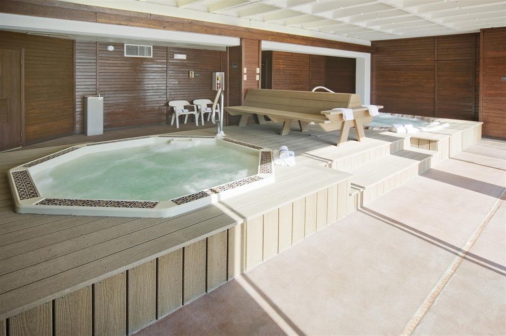 Fort Hays Inn Kültér fotó